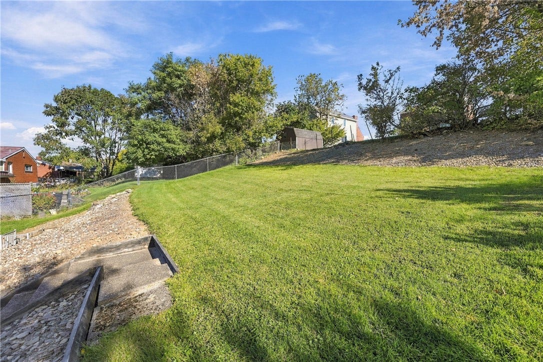 922 MAPLEWOOD DRIVE, Pittsburgh, PA 15234 922 MAPLEWOOD DRIVE, Pittsburgh, PA 15234