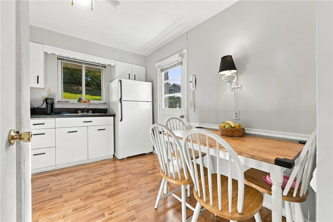 922 MAPLEWOOD DRIVE, Pittsburgh, PA 15234 922 MAPLEWOOD DRIVE, Pittsburgh, PA 15234