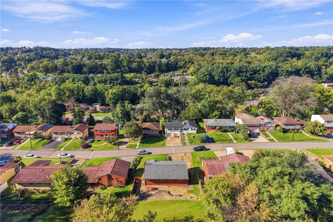 922 MAPLEWOOD DRIVE, Pittsburgh, PA 15234 922 MAPLEWOOD DRIVE, Pittsburgh, PA 15234