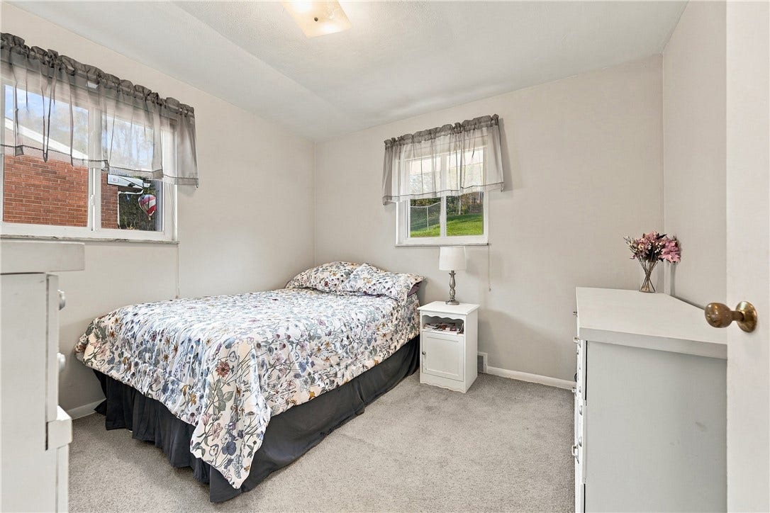 922 MAPLEWOOD DRIVE, Pittsburgh, PA 15234 922 MAPLEWOOD DRIVE, Pittsburgh, PA 15234