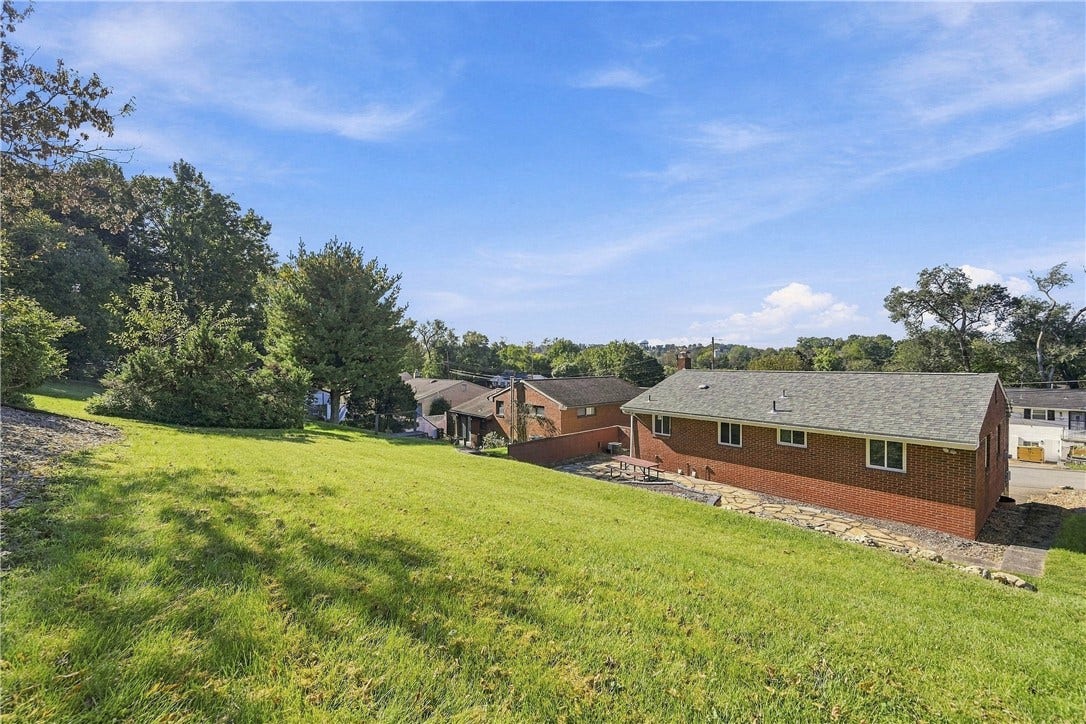 922 MAPLEWOOD DRIVE, Pittsburgh, PA 15234 922 MAPLEWOOD DRIVE, Pittsburgh, PA 15234