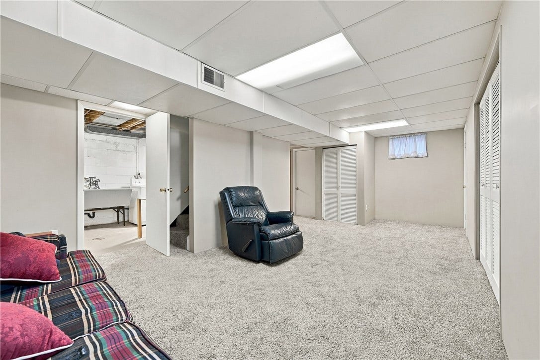 922 MAPLEWOOD DRIVE, Pittsburgh, PA 15234 922 MAPLEWOOD DRIVE, Pittsburgh, PA 15234