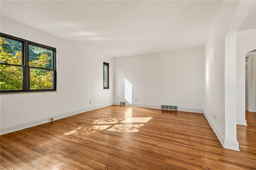 6 Robb Hollow Rd, Pittsburgh, PA 15243