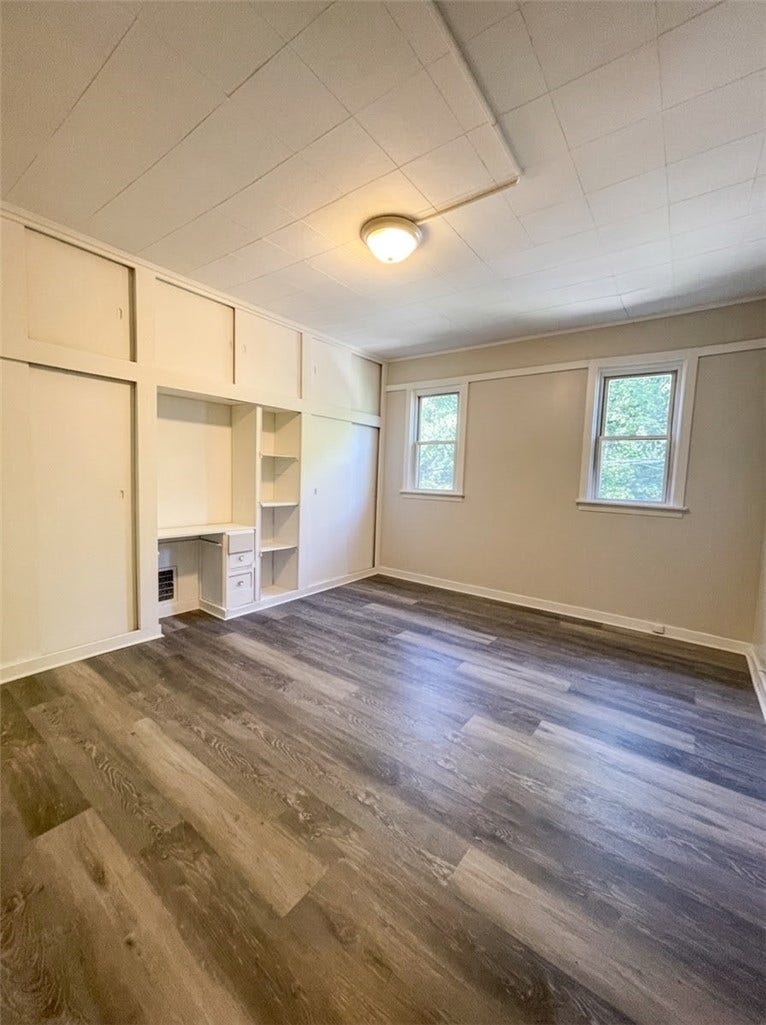 226 Flowers Ave, Pittsburgh, PA 15207 226 Flowers Ave, Pittsburgh, PA 15207