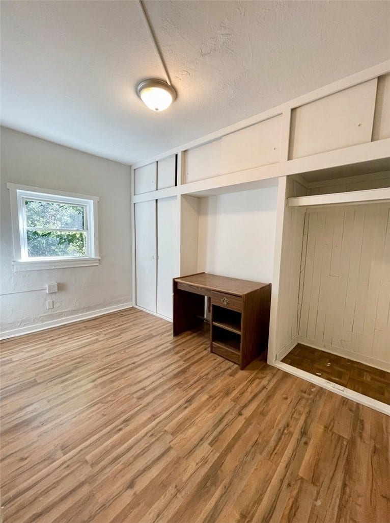 226 Flowers Ave, Pittsburgh, PA 15207 226 Flowers Ave, Pittsburgh, PA 15207