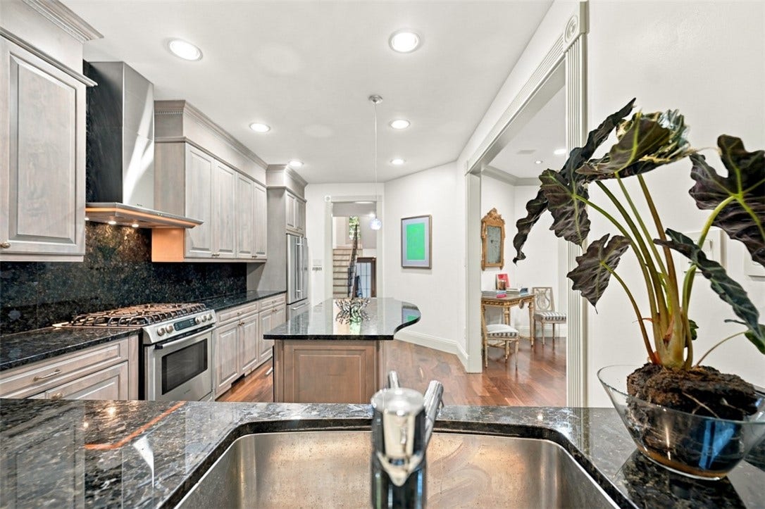 6308 Aylesboro Ave, Pittsburgh, PA 15217 6308 Aylesboro Ave, Pittsburgh, PA 15217