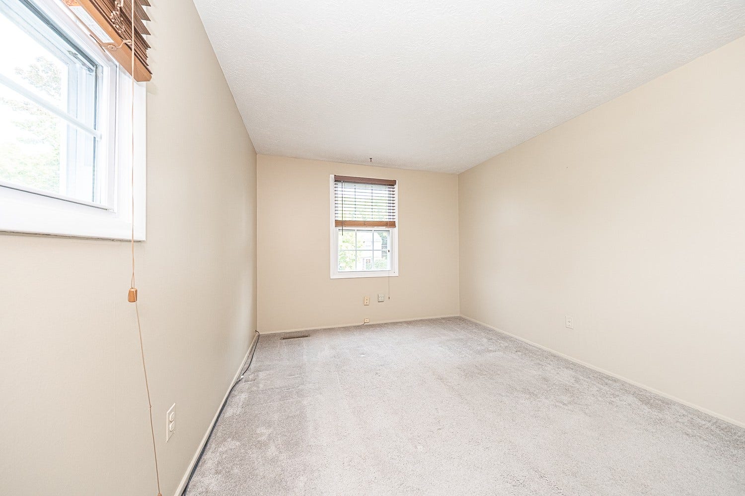2415 Sapling Street, Glenshaw, PA 15116