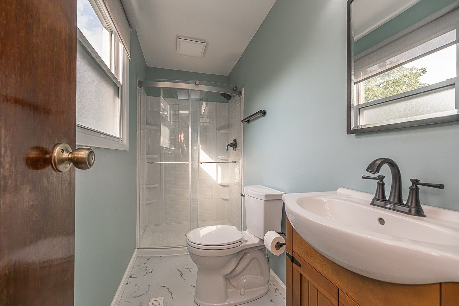 2415 Sapling Street, Glenshaw, PA 15116