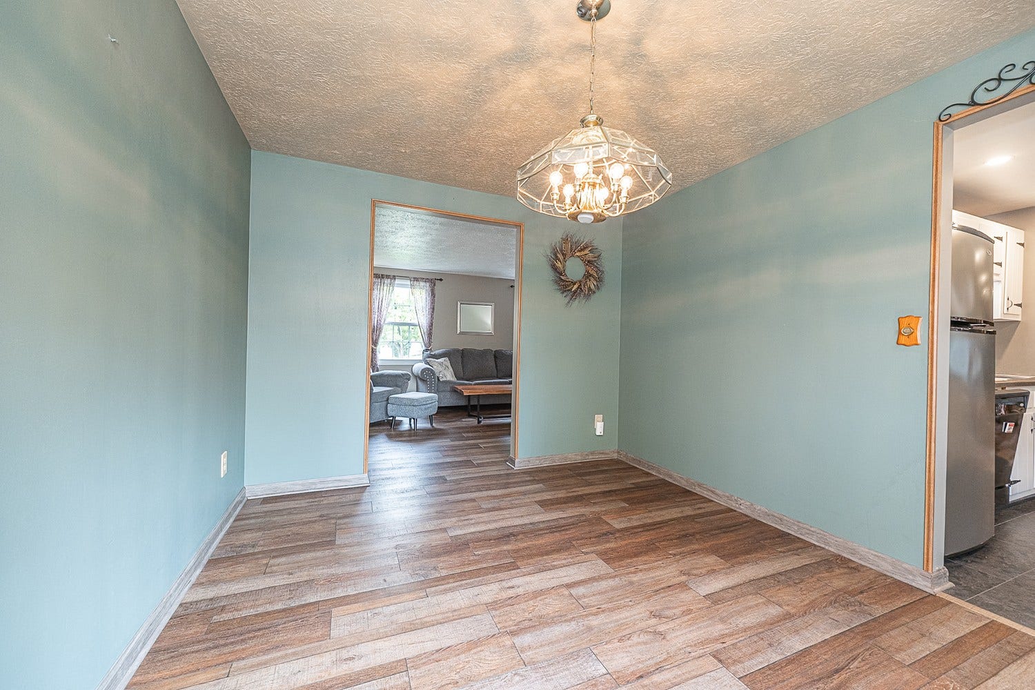 2415 Sapling Street, Glenshaw, PA 15116