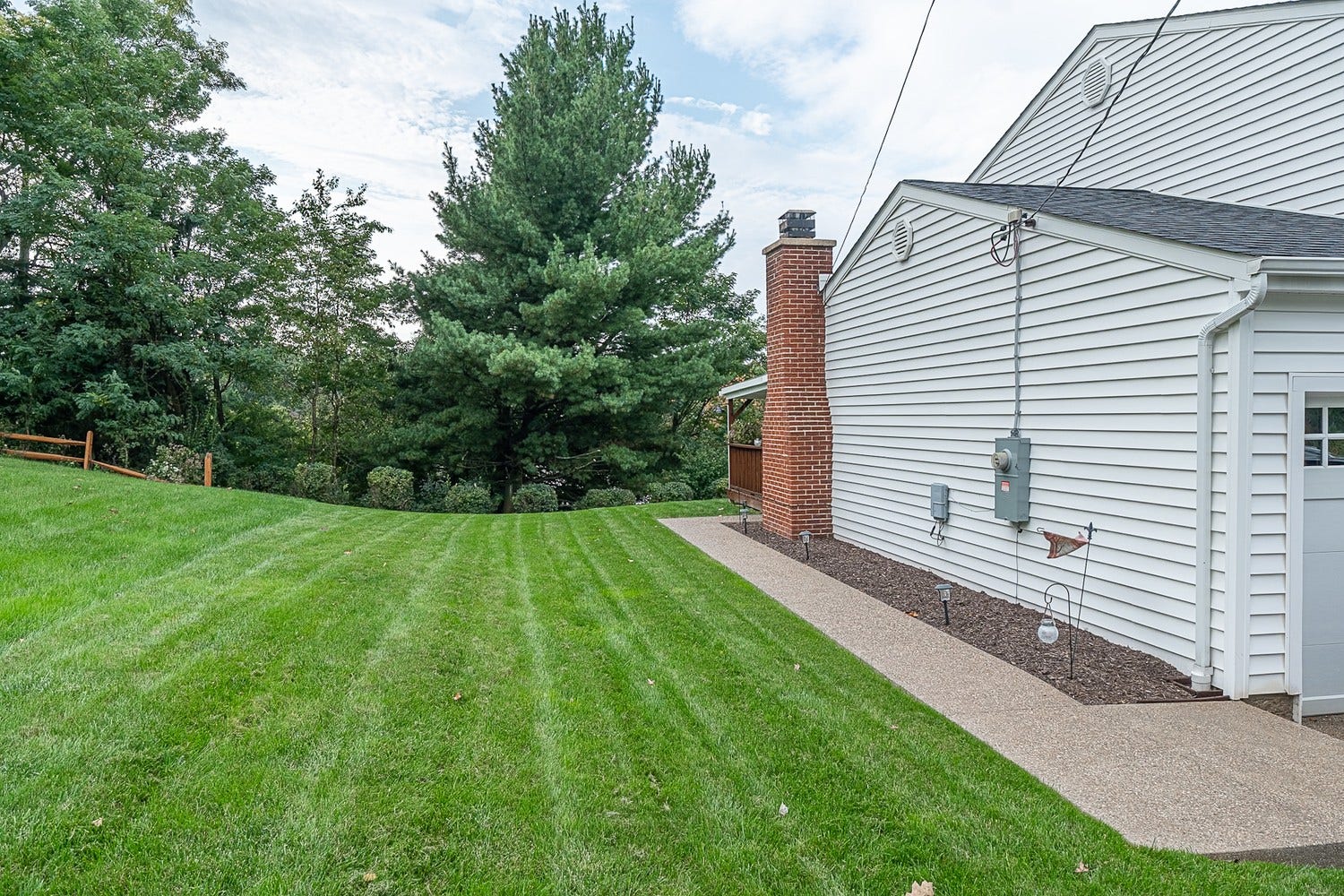 2415 Sapling Street, Glenshaw, PA 15116