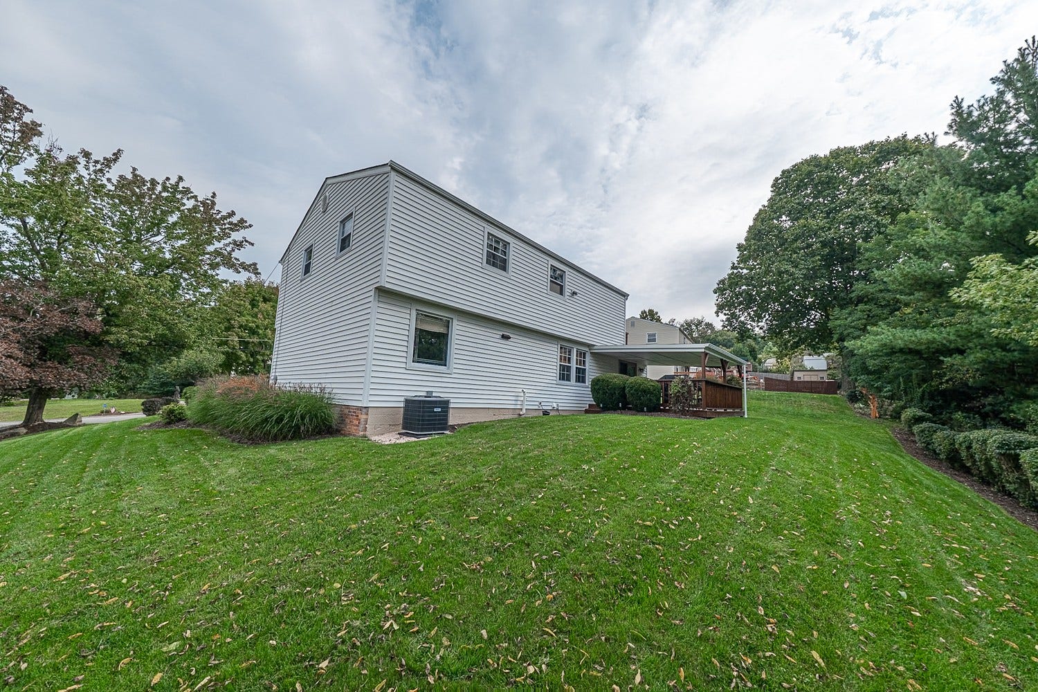 2415 Sapling Street, Glenshaw, PA 15116
