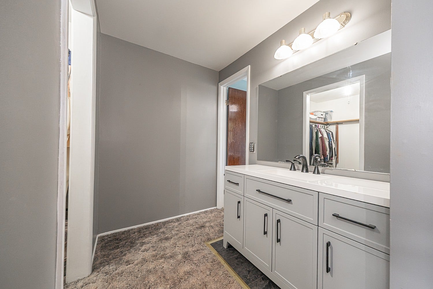 2415 Sapling Street, Glenshaw, PA 15116