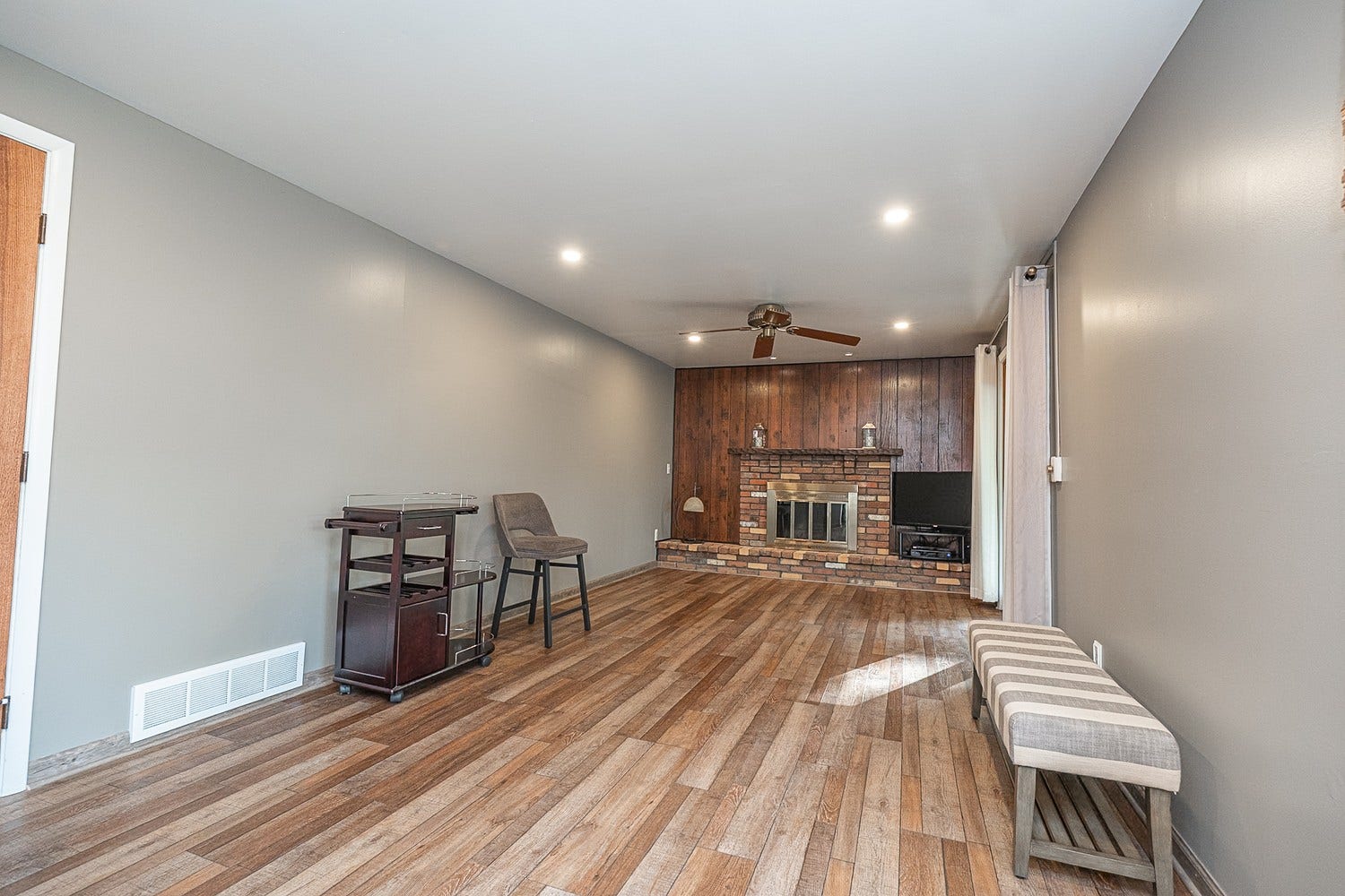 2415 Sapling Street, Glenshaw, PA 15116