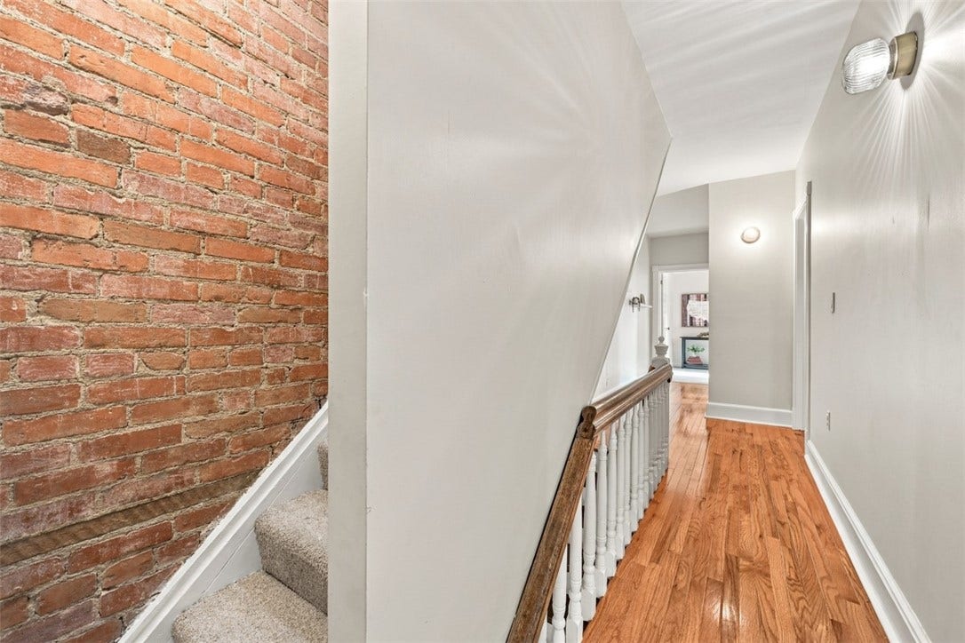 123 4th Street, Pittsburgh, PA 15215 Upper Level Hallway with Stairway to the Third Floor