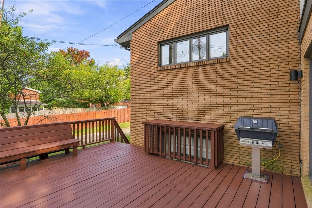 7135 Roycrest Place, Pittsburgh, PA 15208 7135 Roycrest Place, Pittsburgh, PA 15208