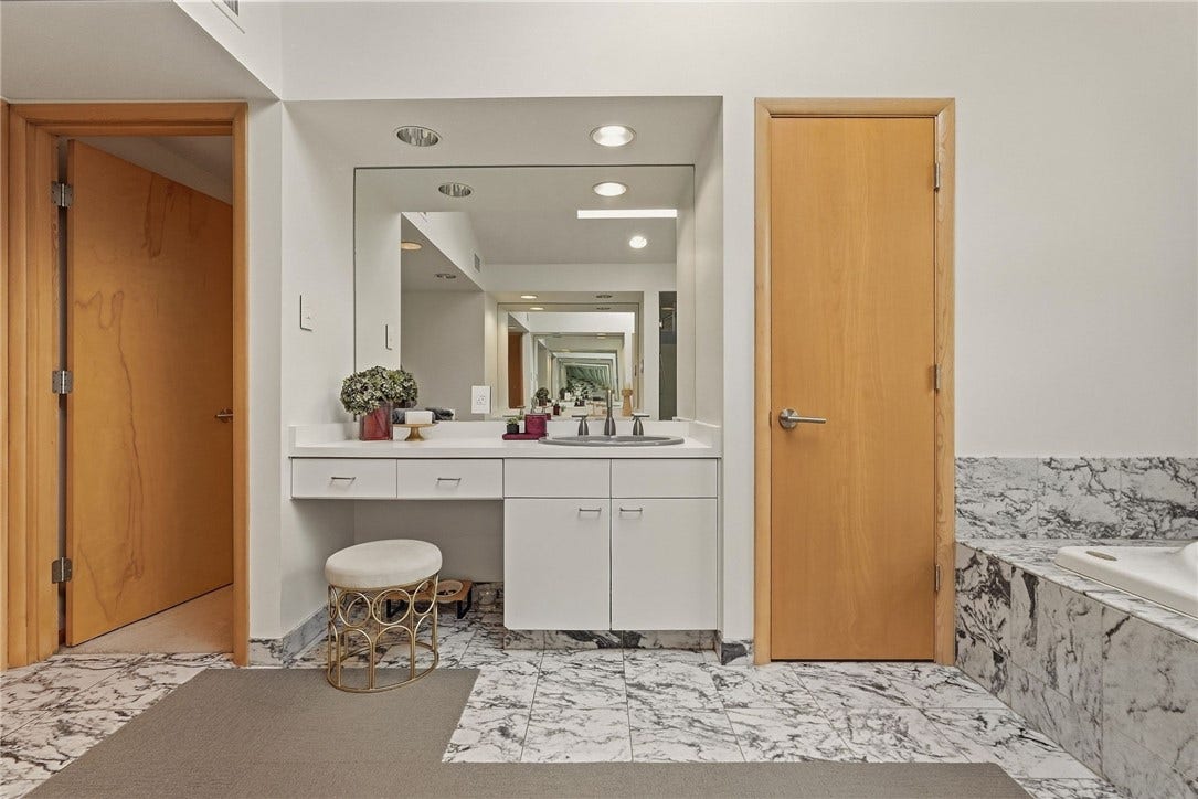 7135 Roycrest Place, Pittsburgh, PA 15208 7135 Roycrest Place, Pittsburgh, PA 15208
