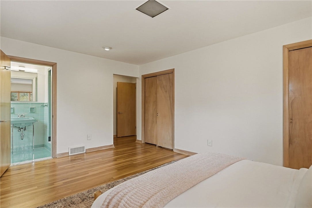 7135 Roycrest Place, Pittsburgh, PA 15208 7135 Roycrest Place, Pittsburgh, PA 15208