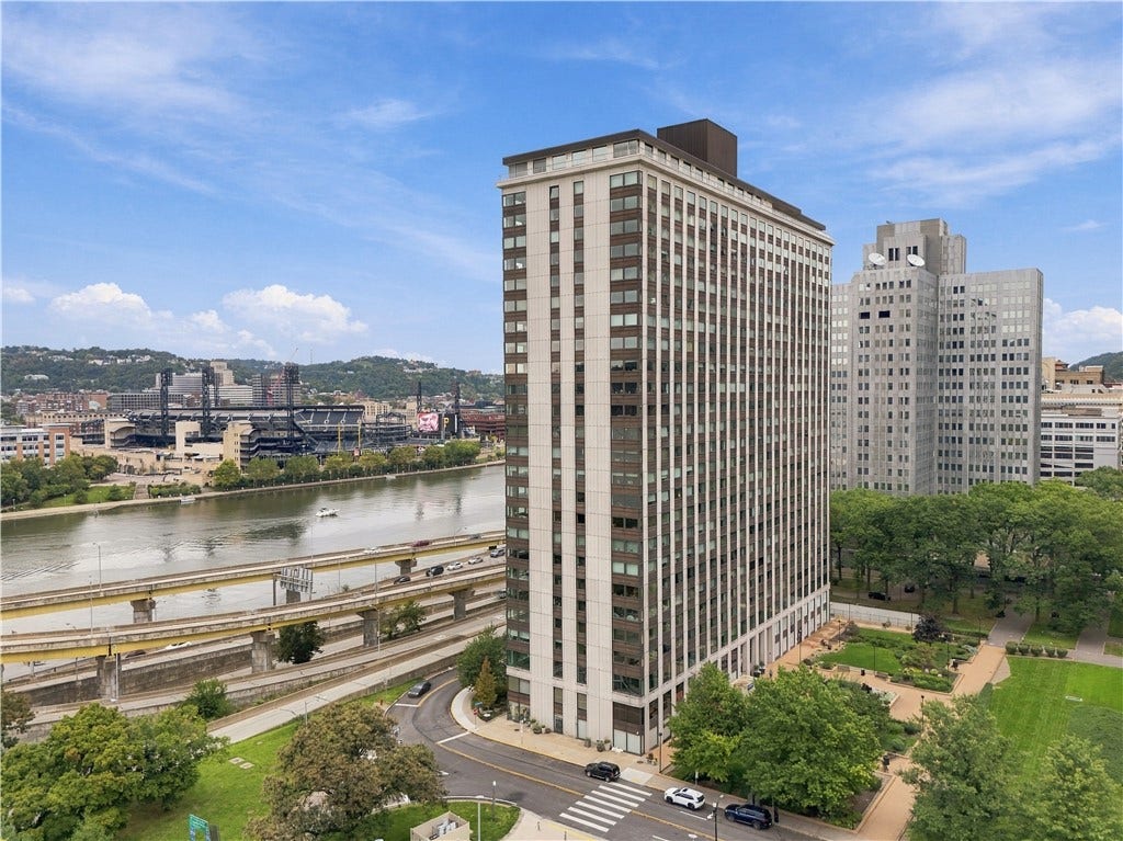 320 Fort Duquesne Blvd, #24N, Pittsburgh, PA 15222 320 Fort Duquesne Blvd, #24N, Pittsburgh, PA 15222