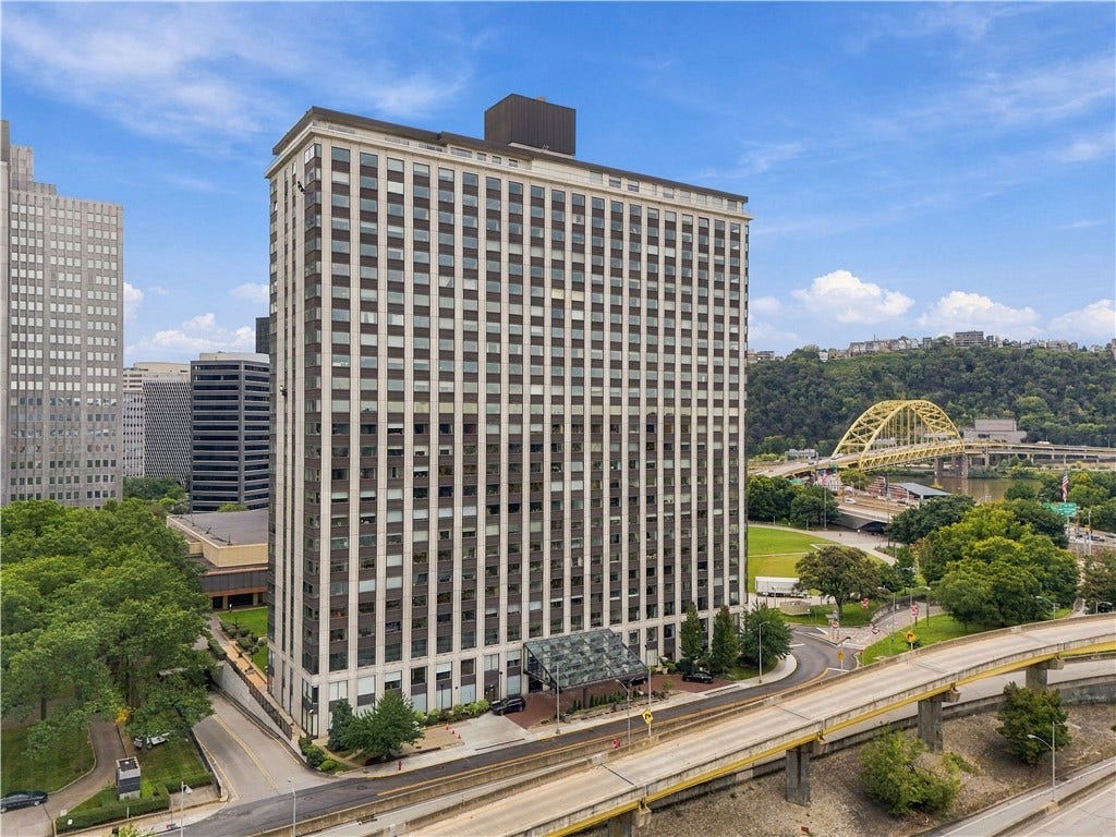 320 Fort Duquesne Blvd, #24N, Pittsburgh, PA 15222 320 Fort Duquesne Blvd, #24N, Pittsburgh, PA 15222