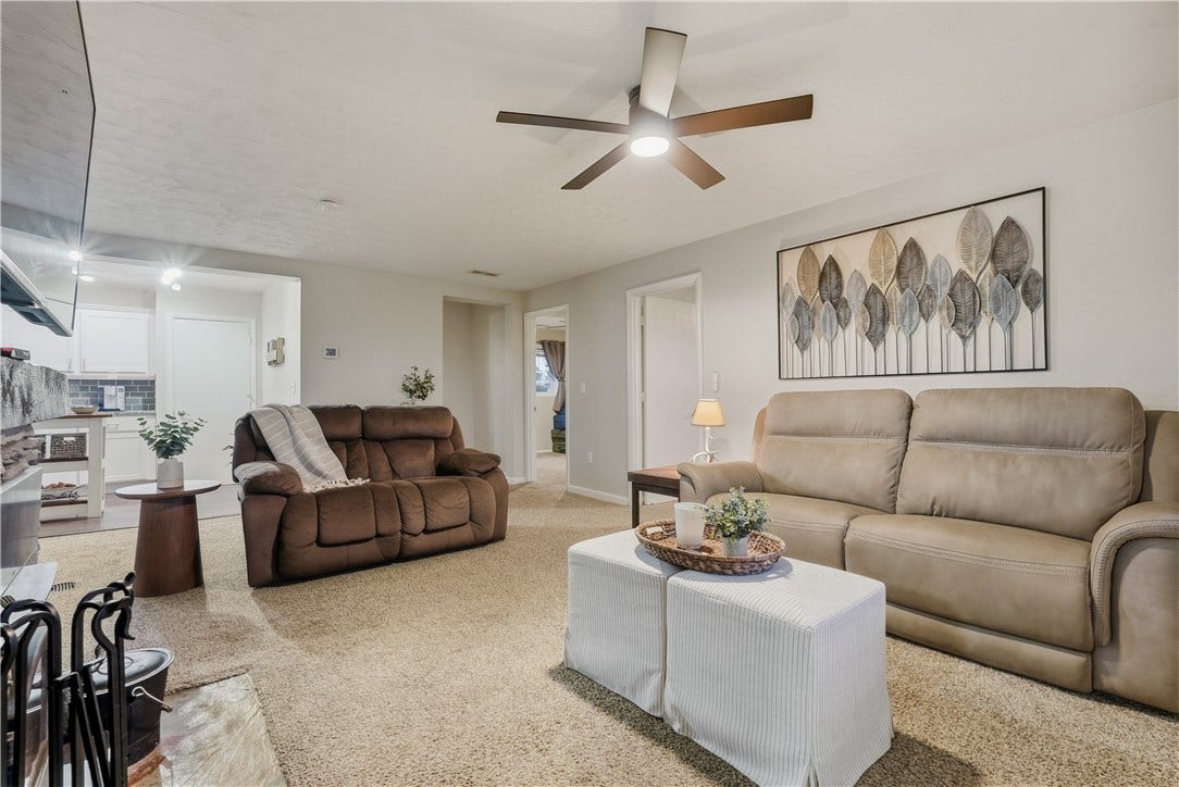 New center ceiling fan/light