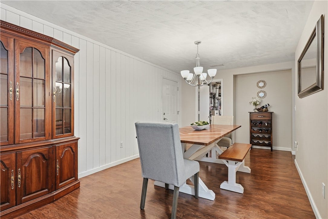 Large Dining Room with plenty of room for dinner parties and holidays!