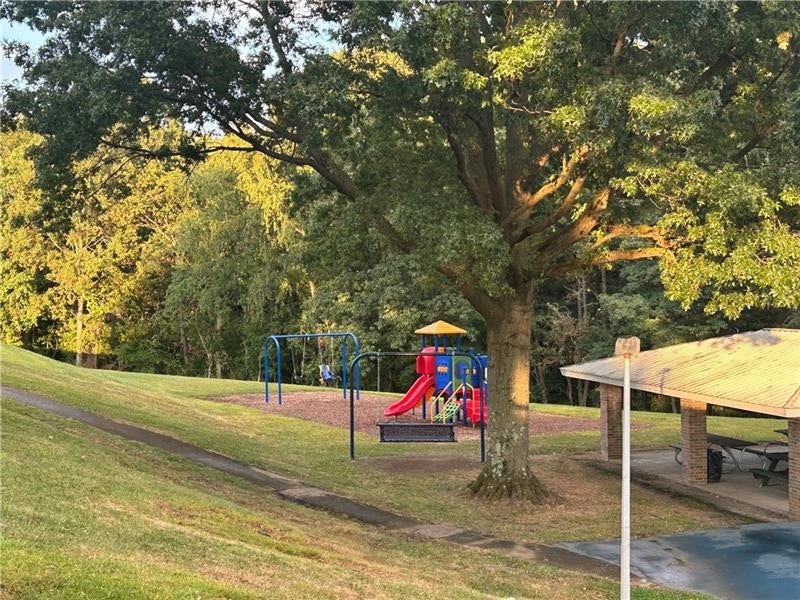 22 Highbury Rd, Cheswick, PA 15024 Highbury Park with Playground, Pickleball Court, Pavillion & Ballfield