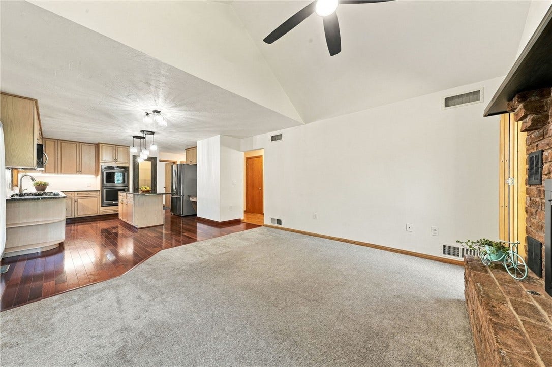909 CLAYTON DR, Greensburg, PA 15601 909 CLAYTON DR, Greensburg, PA 15601