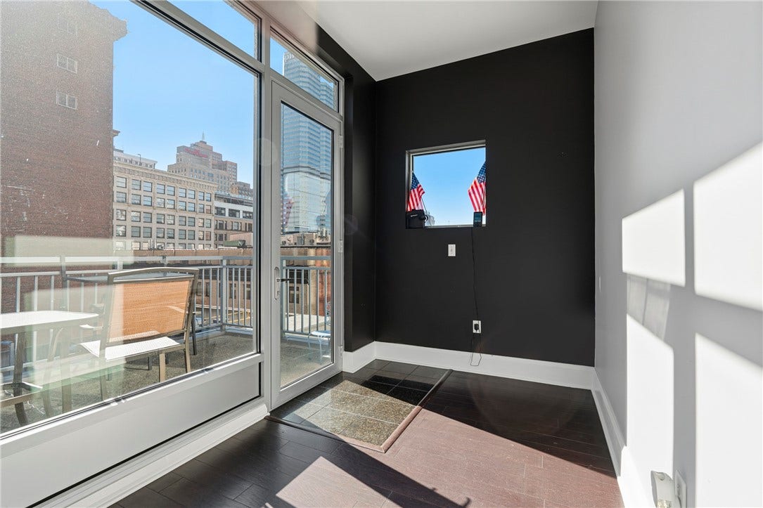 301 5th Ave, #719, Pittsburgh, PA 15222 301 5th Ave, #719, Pittsburgh, PA 15222