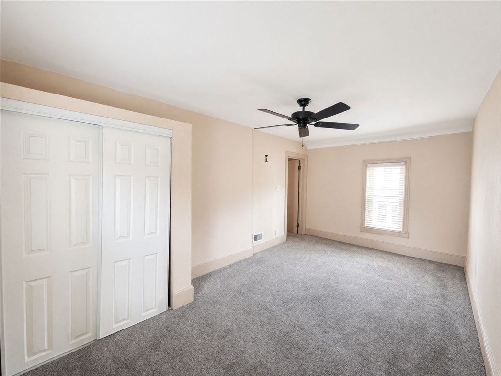 1520 1/2 4th Ave, Coraopolis, PA 15108 1520 1/2 4th Ave, Coraopolis, PA 15108