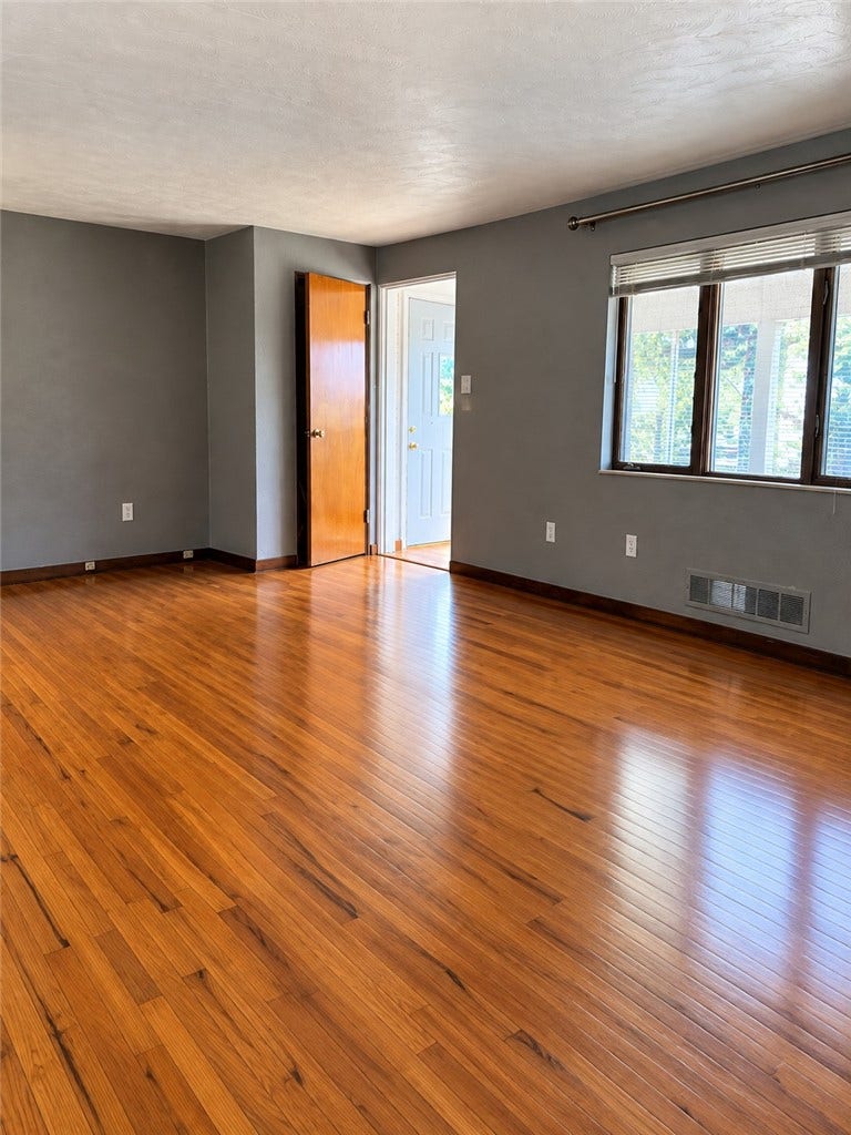 A large room will allow plenty of seating