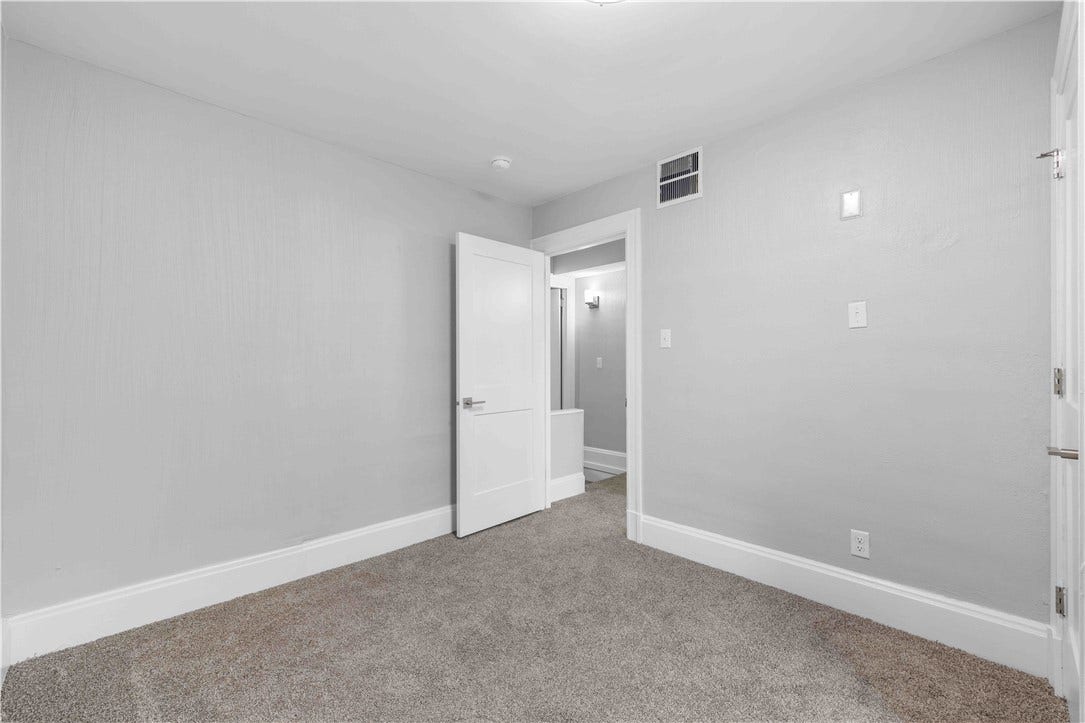 237 Glen Caladh St., Pittsburgh, PA 15207 237 Glen Caladh St., Pittsburgh, PA 15207