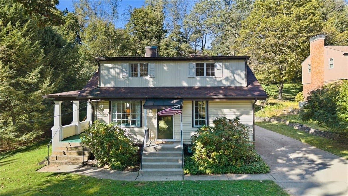 9735 Mccutcheon Ave, Pittsburgh, PA 15237 9735 Mccutcheon Ave, Pittsburgh, PA 15237