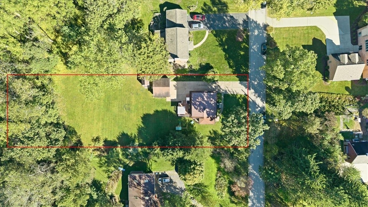 9735 Mccutcheon Ave, Pittsburgh, PA 15237 9735 Mccutcheon Ave, Pittsburgh, PA 15237