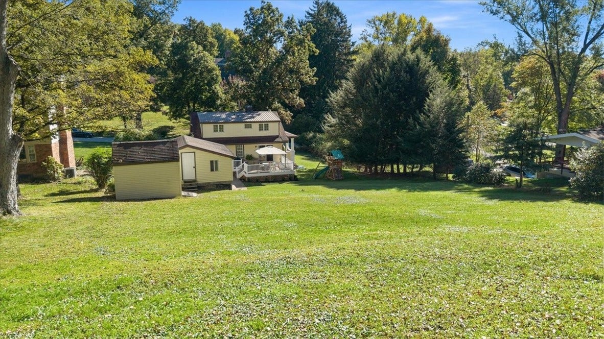 9735 Mccutcheon Ave, Pittsburgh, PA 15237 9735 Mccutcheon Ave, Pittsburgh, PA 15237