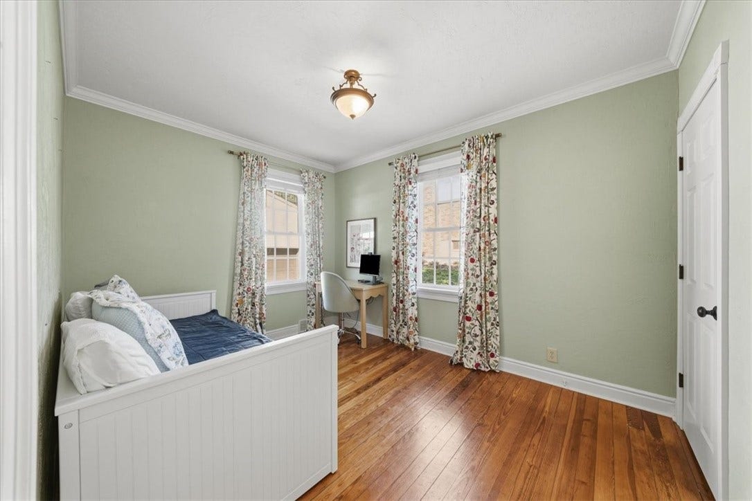 9735 Mccutcheon Ave, Pittsburgh, PA 15237 9735 Mccutcheon Ave, Pittsburgh, PA 15237