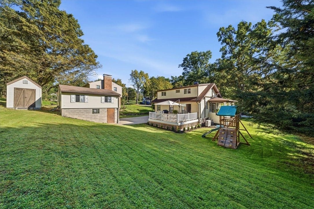 9735 Mccutcheon Ave, Pittsburgh, PA 15237 9735 Mccutcheon Ave, Pittsburgh, PA 15237