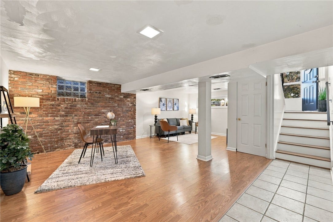 4052 Crestwood Drive, Gibsonia, PA 15044 4052 Crestwood Drive, Gibsonia, PA 15044