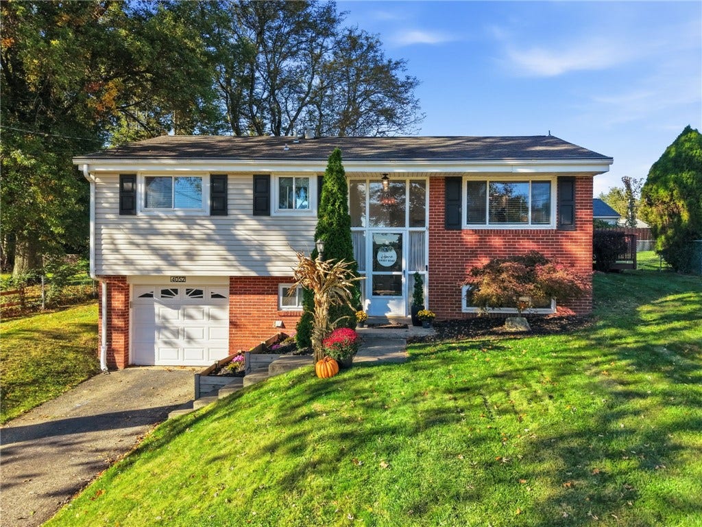 4052 Crestwood Drive, Gibsonia, PA 15044 4052 Crestwood Drive, Gibsonia, PA 15044