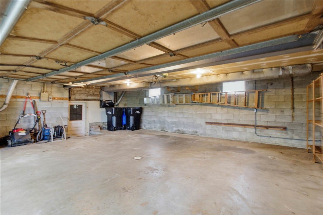 700 Bridge Street, North Huntingdon, PA 15642