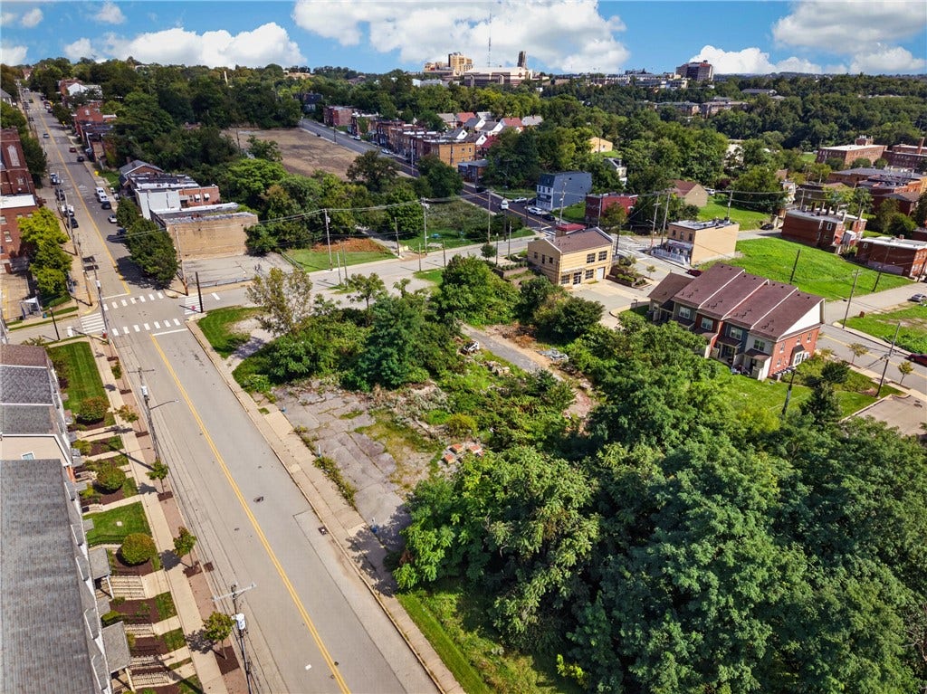 109 Perry St, Pittsburgh, PA 15219