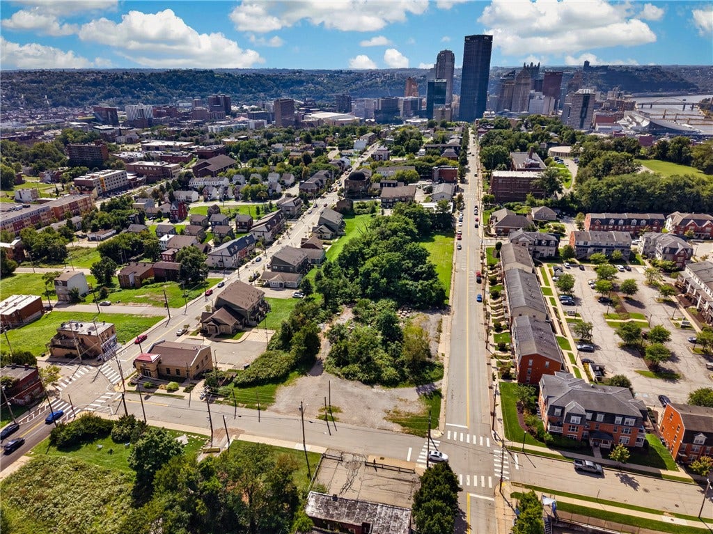 109 Perry St, Pittsburgh, PA 15219