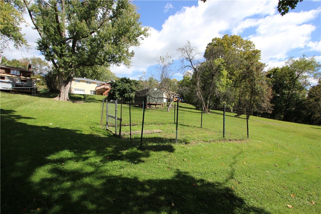4239 Finleyville Elrama Road, Finleyville, PA 15332 Huge Yard