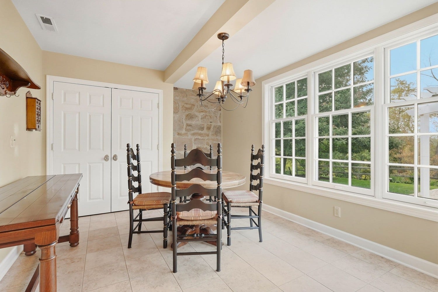 19 Newgate Road, Pittsburgh, PA 15202 19 Newgate Road, Pittsburgh, PA 15202