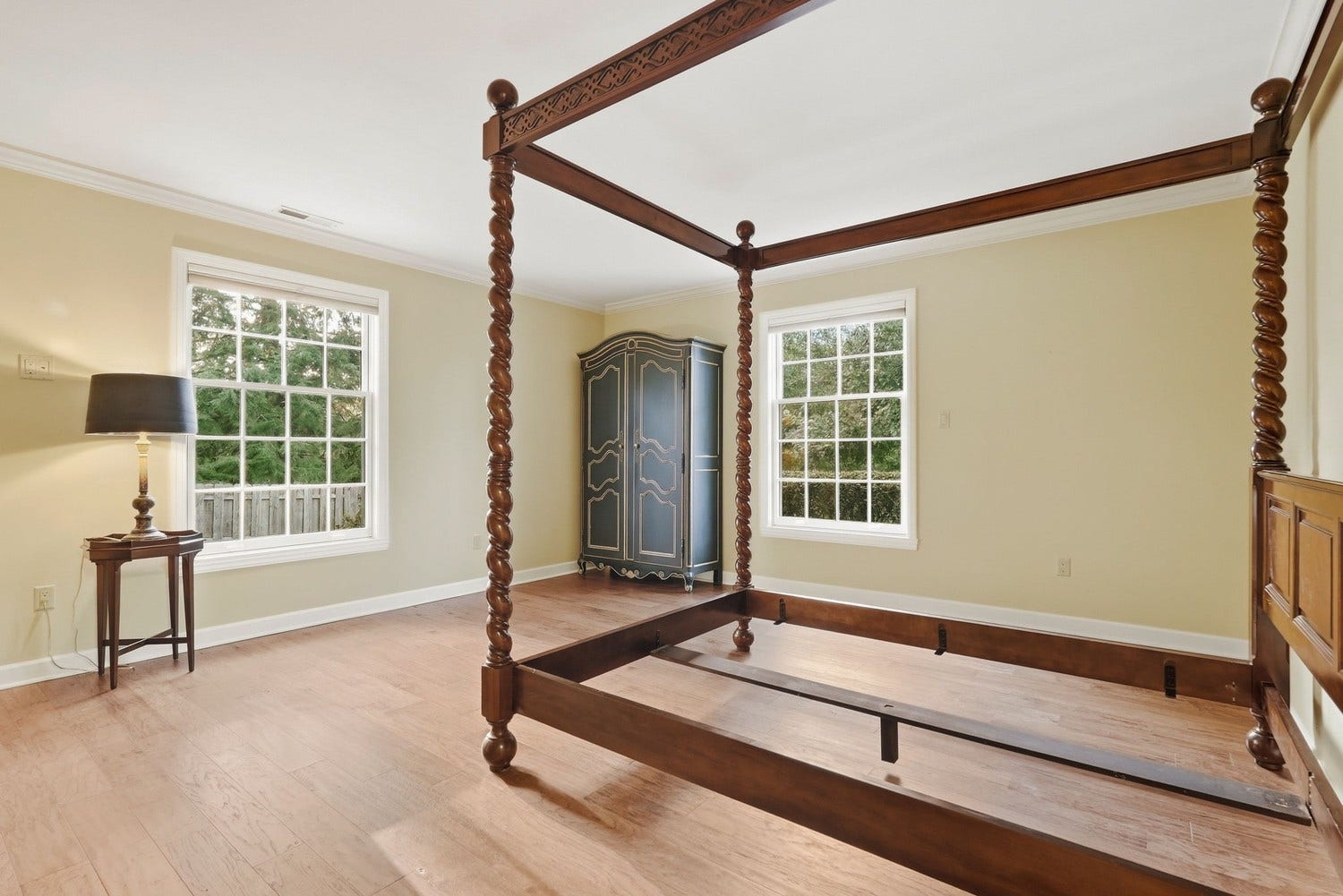 19 Newgate Road, Pittsburgh, PA 15202 19 Newgate Road, Pittsburgh, PA 15202