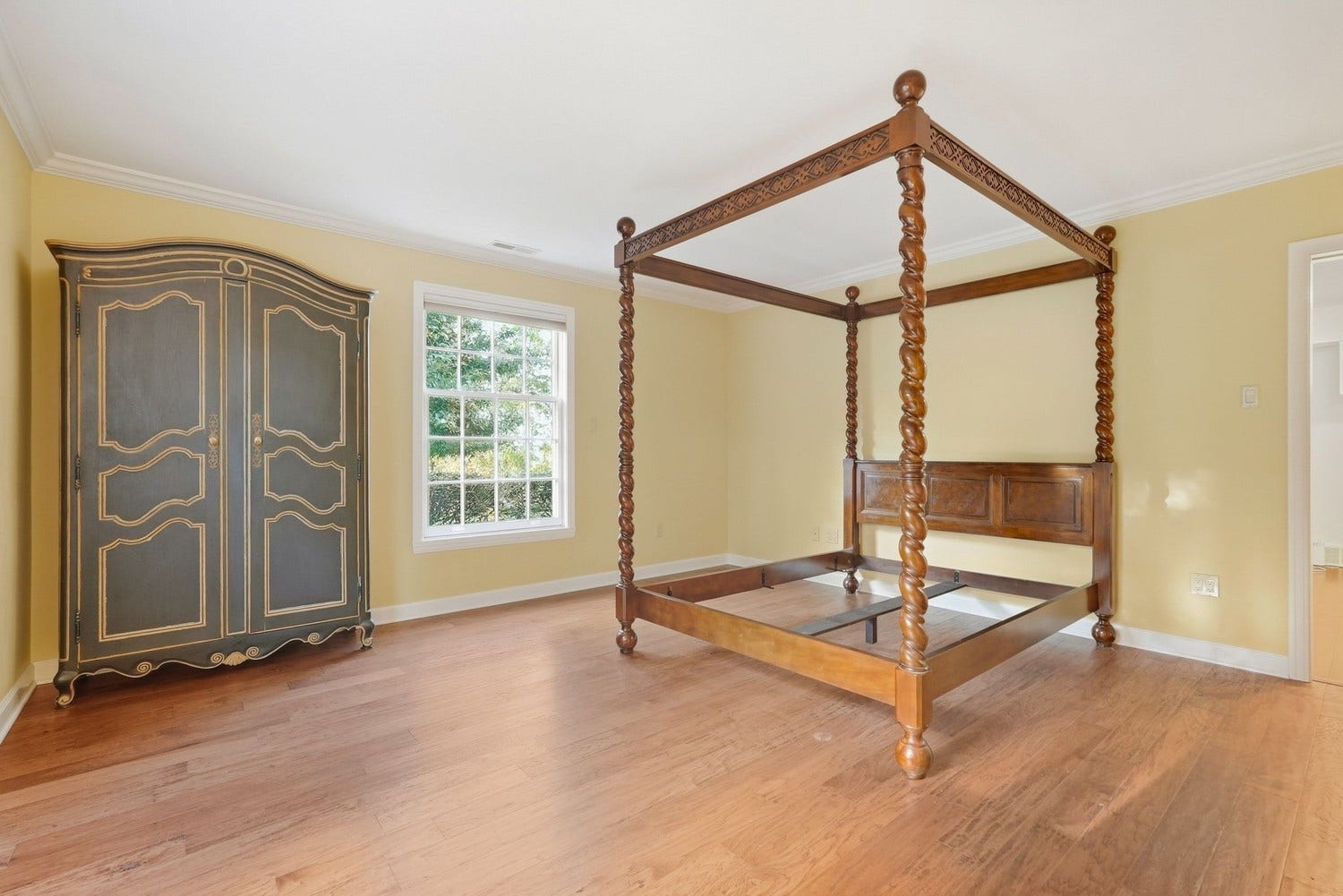 19 Newgate Road, Pittsburgh, PA 15202 19 Newgate Road, Pittsburgh, PA 15202
