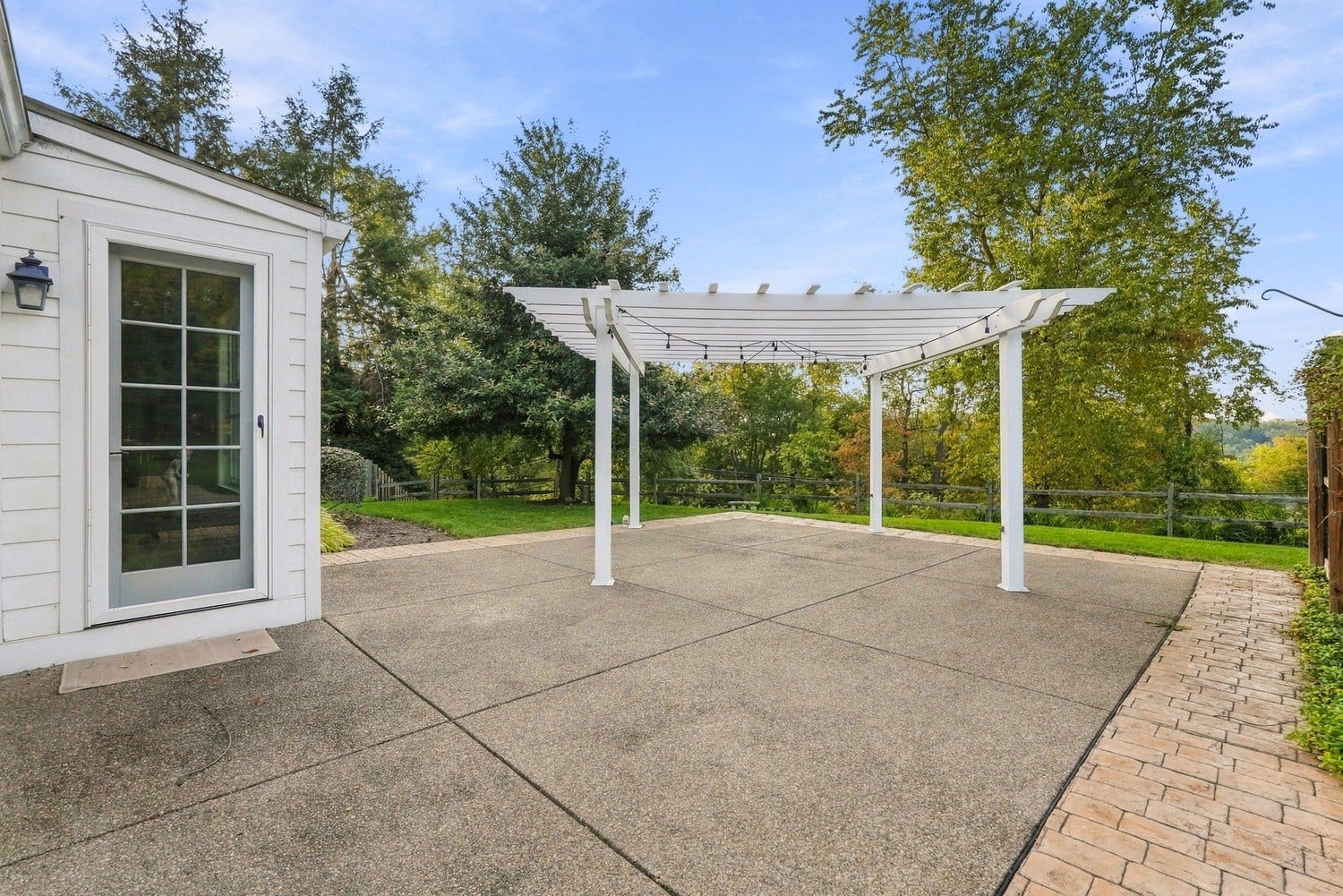 19 Newgate Road, Pittsburgh, PA 15202 19 Newgate Road, Pittsburgh, PA 15202