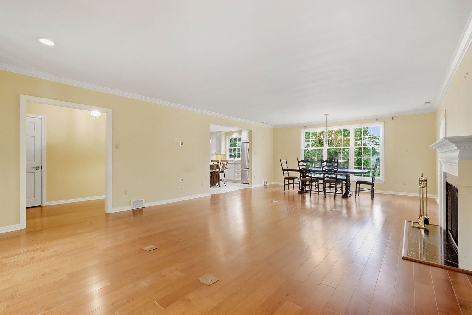 19 Newgate Road, Pittsburgh, PA 15202 19 Newgate Road, Pittsburgh, PA 15202