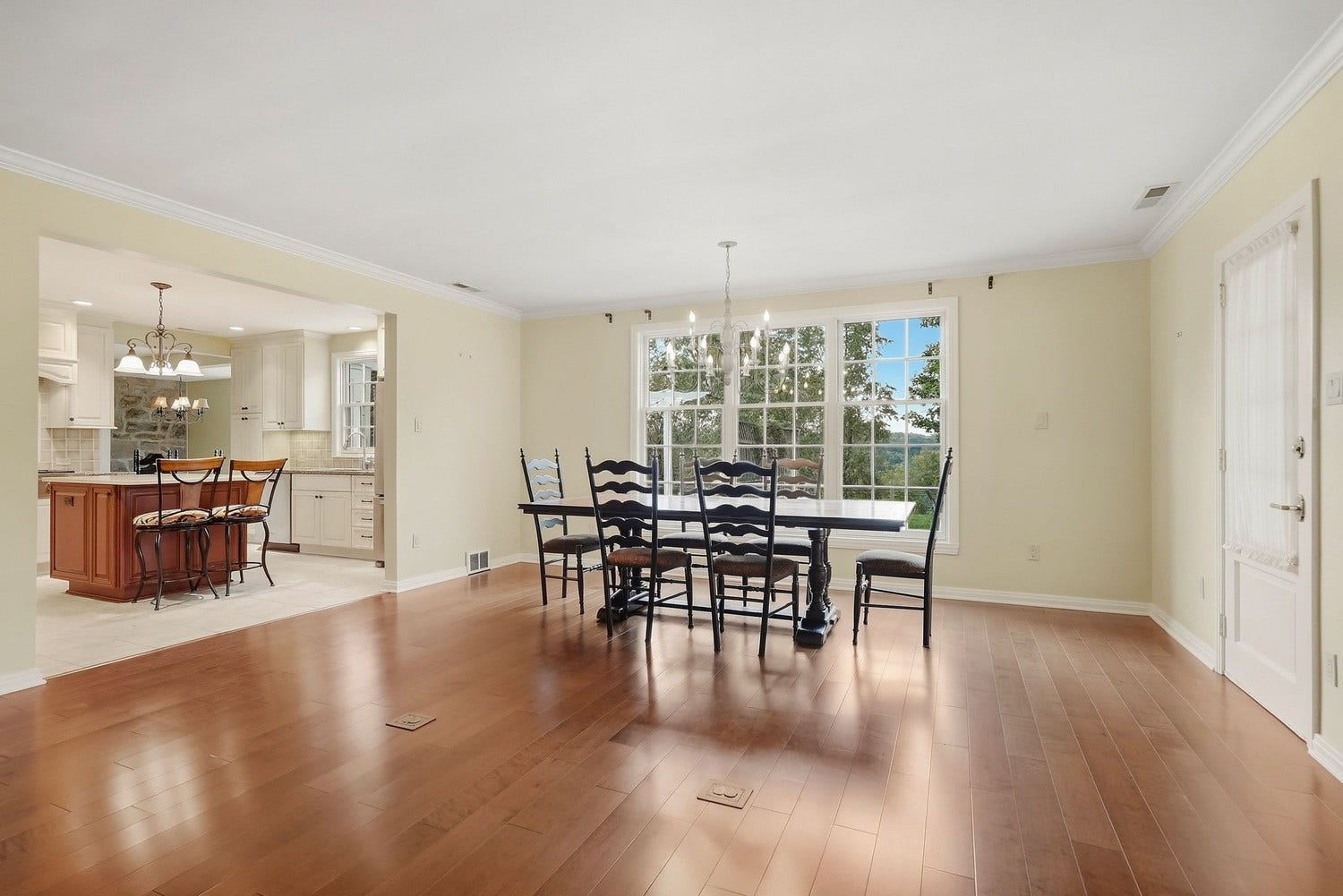 19 Newgate Road, Pittsburgh, PA 15202 19 Newgate Road, Pittsburgh, PA 15202