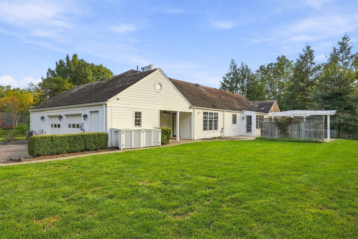 19 Newgate Road, Pittsburgh, PA 15202 19 Newgate Road, Pittsburgh, PA 15202