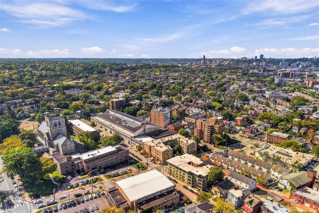 333 S Highland, #701, Pittsburgh, PA 15206 333 S Highland, #701, Pittsburgh, PA 15206